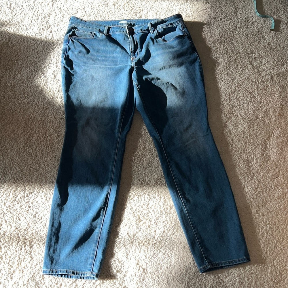 Old Navy Pop Icon Skinny Jeans, size 16